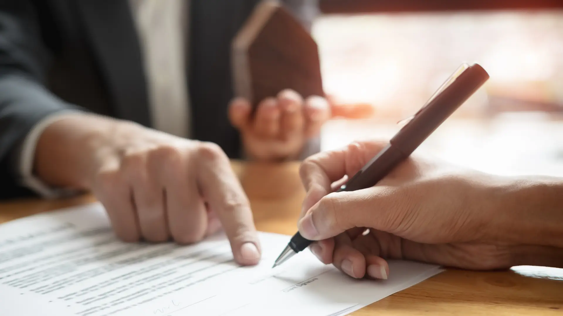 UAE Contracts and Agreements Guide