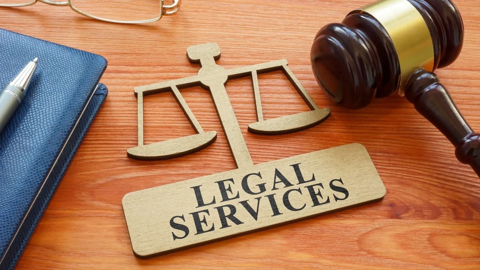 How can I get legal advice for a business dispute in Dubai?